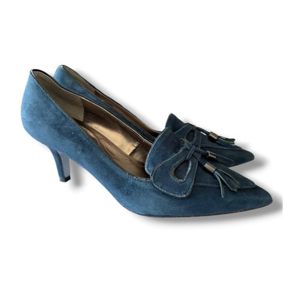 Tahari Women's Suede Blue Heels Tassels Leather Upper Sz 8.5 Karen Dress Shoes